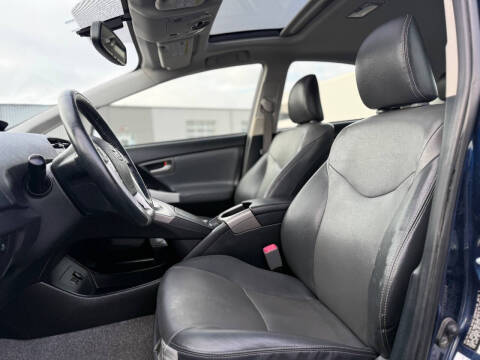 2012 Toyota Prius Two