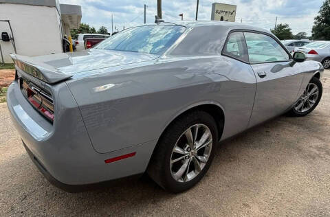 2021 Dodge Challenger SXT