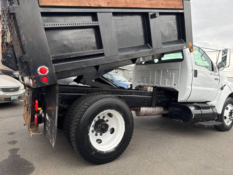 2006 Ford F-650 Super Duty