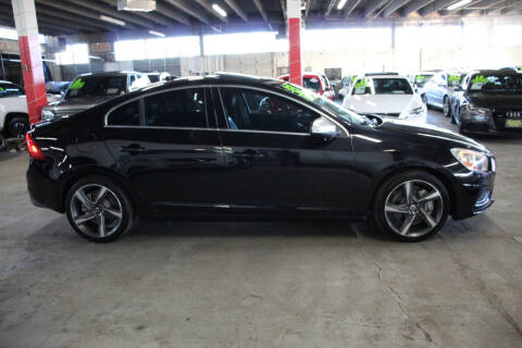 2013 Volvo S60 T6 R-Design Platinum