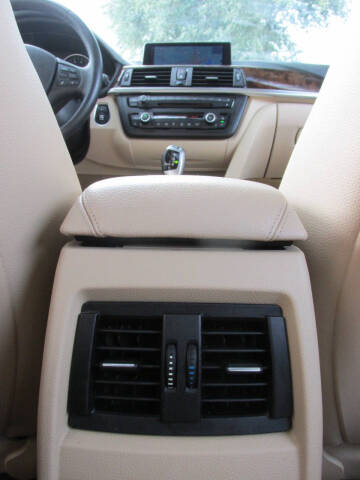 2013 BMW 3 Series 328i