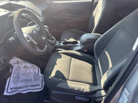 2016 Ford Escape S