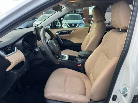 2019 Toyota RAV4 XLE