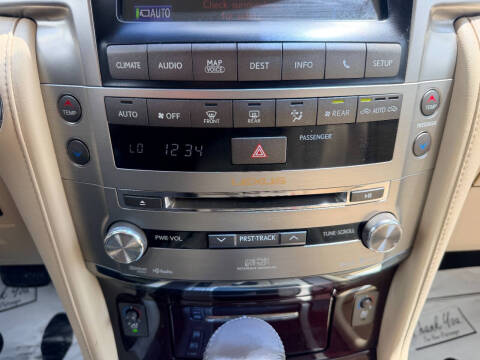 2013 Lexus LX 570