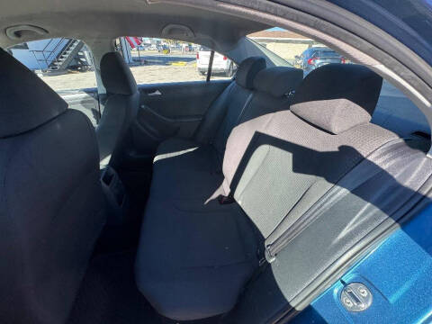 2016 Volkswagen Jetta