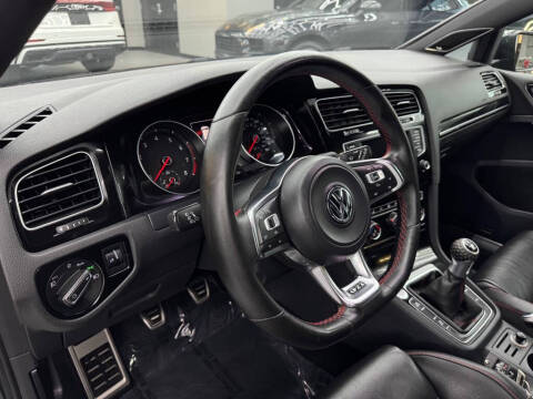 2016 Volkswagen Golf GTI