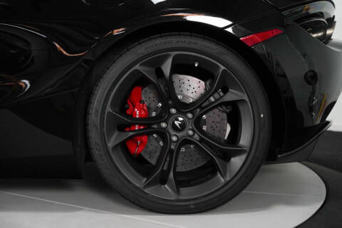 2020 McLaren 720S Spider Luxury