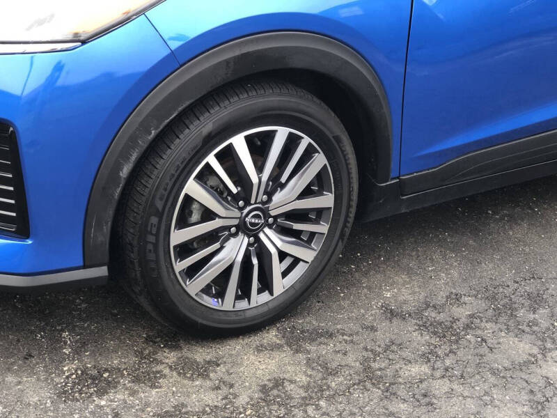 2023 Nissan Kicks SV