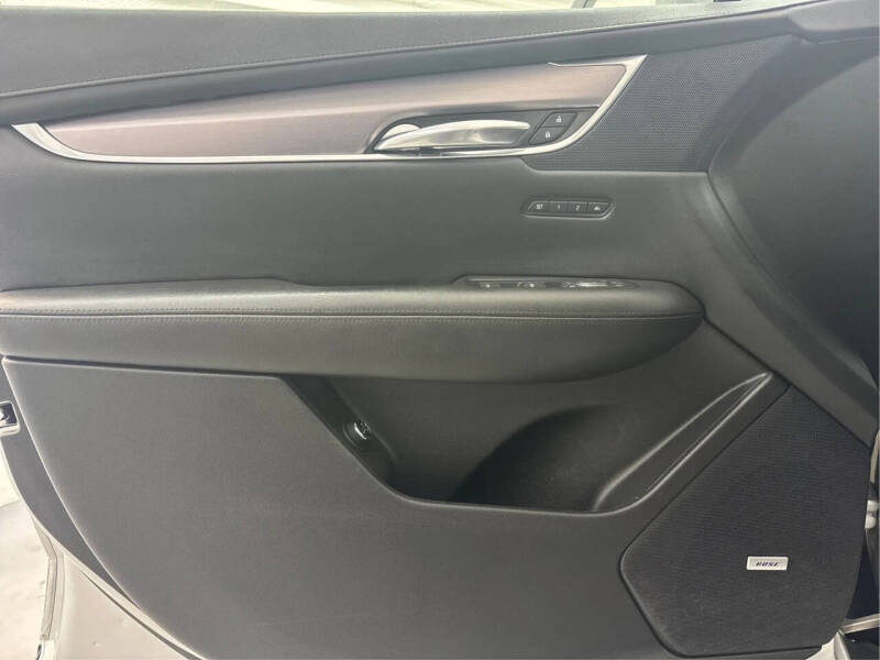 2017 Cadillac XT5 Premium Luxury