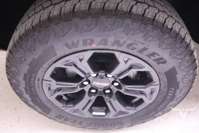 2025 GMC Canyon Elevation