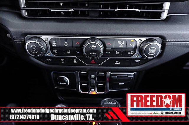 2025 Jeep Gladiator High Tide