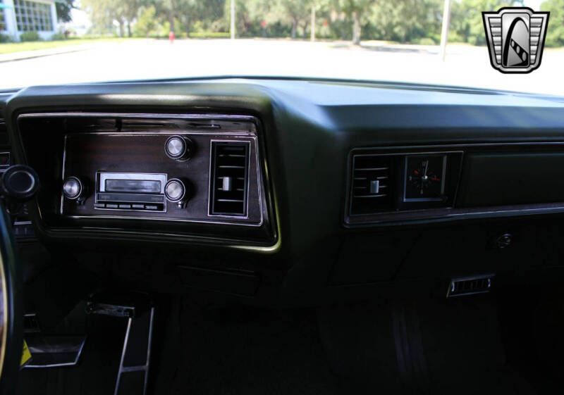 1972 Oldsmobile Ninety Eight LS