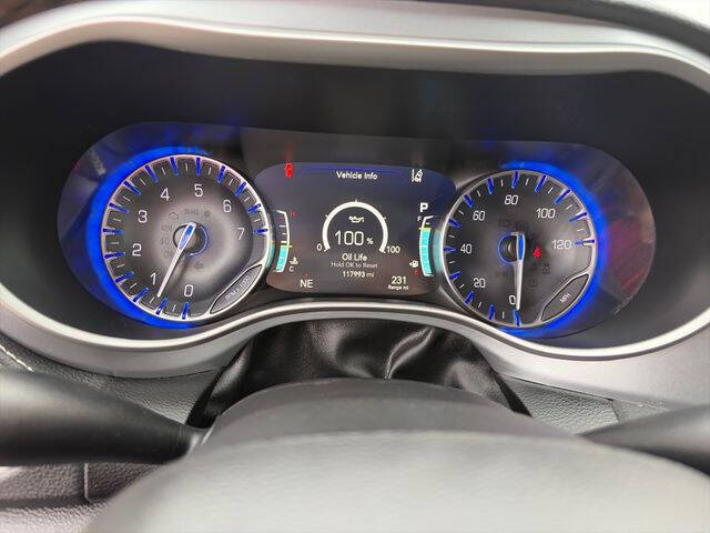 2022 Chrysler Pacifica Touring