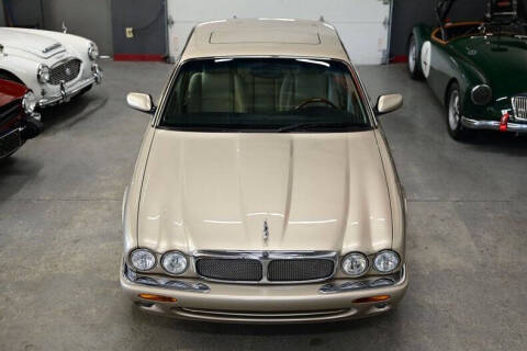 1999 Jaguar XJR