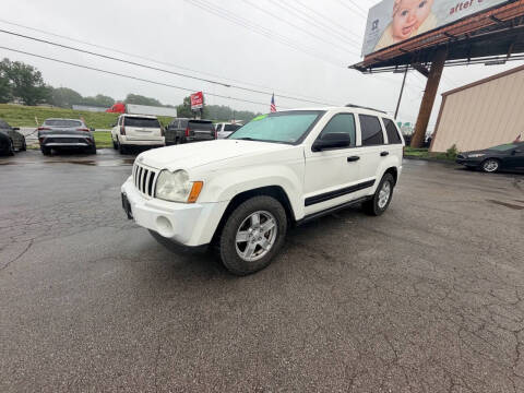 2005 Jeep Grand Cherokee Laredo