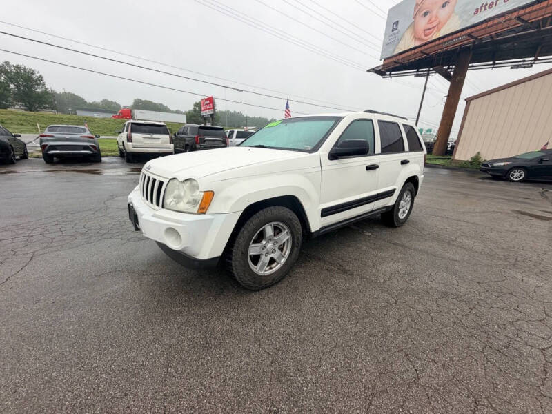 2005 Jeep Grand Cherokee Laredo