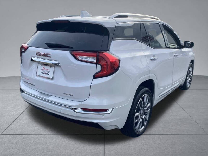 2022 GMC Terrain Denali