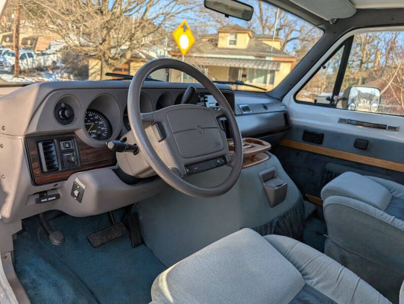 1996 Dodge Ram Van 3500