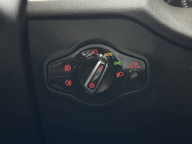 2015 Audi Q5 2.0T quattro Premium Plus