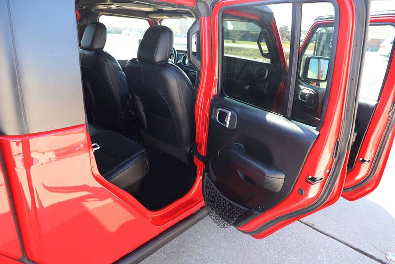 2021 Jeep Gladiator Freedom