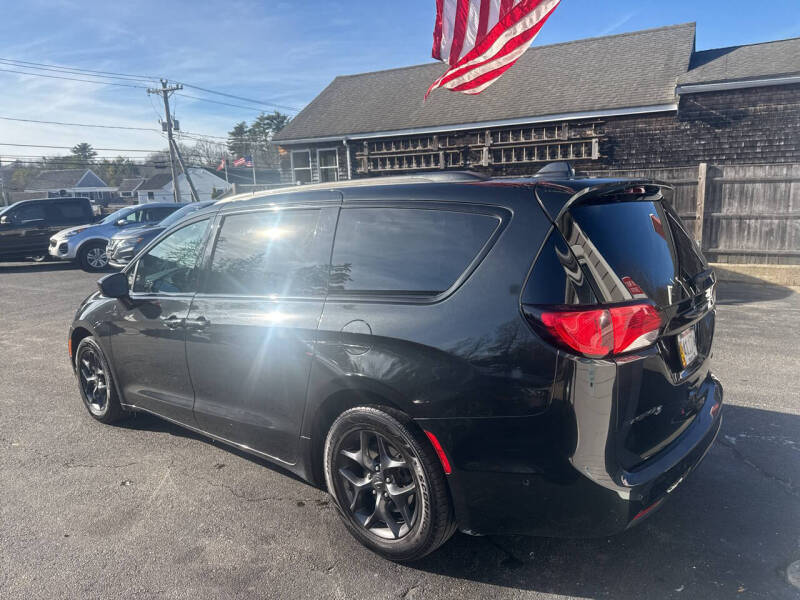 2019 Chrysler Pacifica Touring L Plus