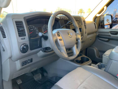 2014 Nissan NV