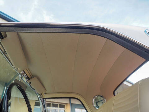 1957 Ford Thunderbird