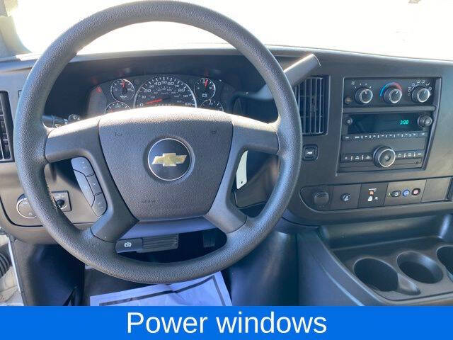 2024 Chevrolet Express 2500