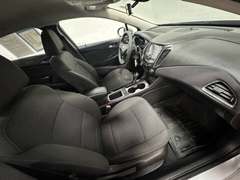 2016 Chevrolet Cruze LT Auto