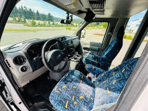 2013 Ford E-Series E-350 SD