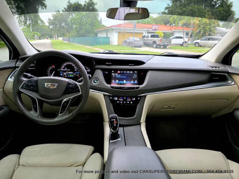 2017 Cadillac XT5 Luxury