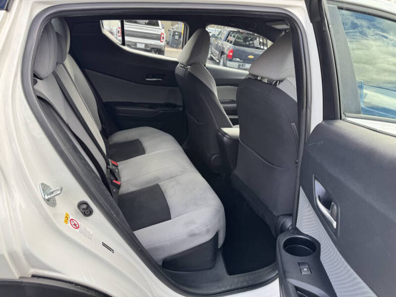 2019 Toyota C-HR XLE