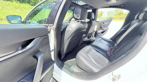 2014 Maserati Ghibli