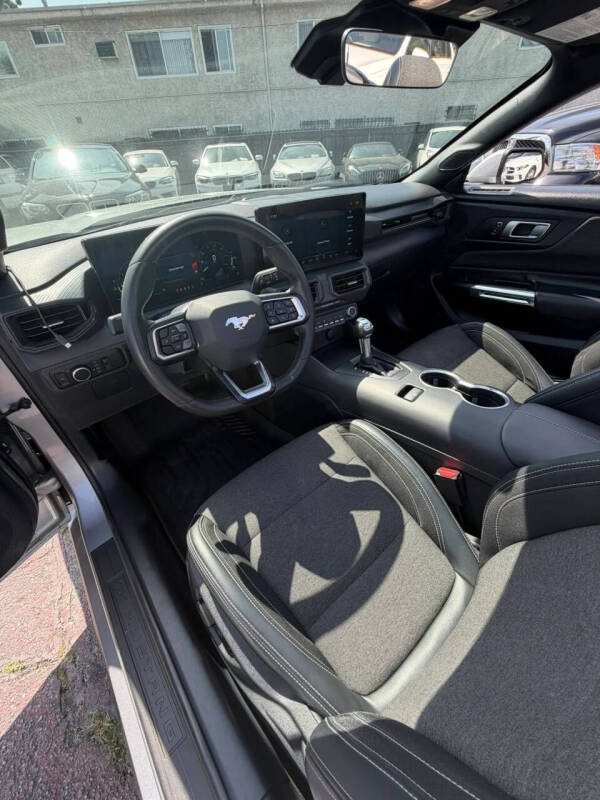 2024 Ford Mustang