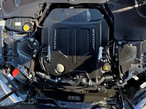 2017 Jaguar F-TYPE R