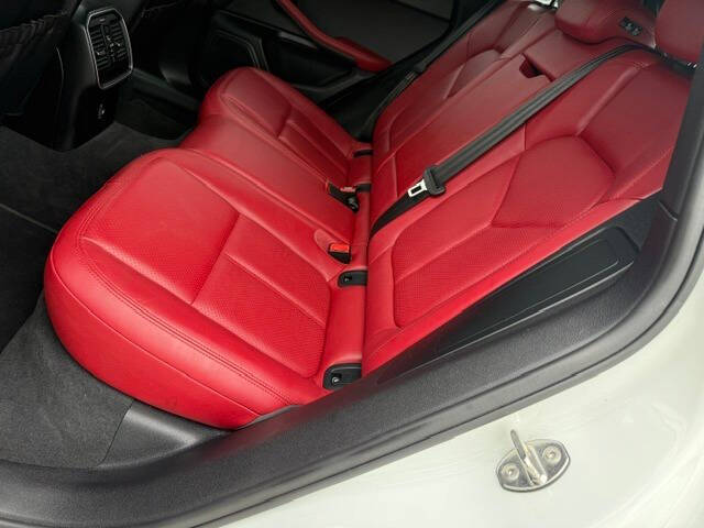 2018 Porsche Macan S