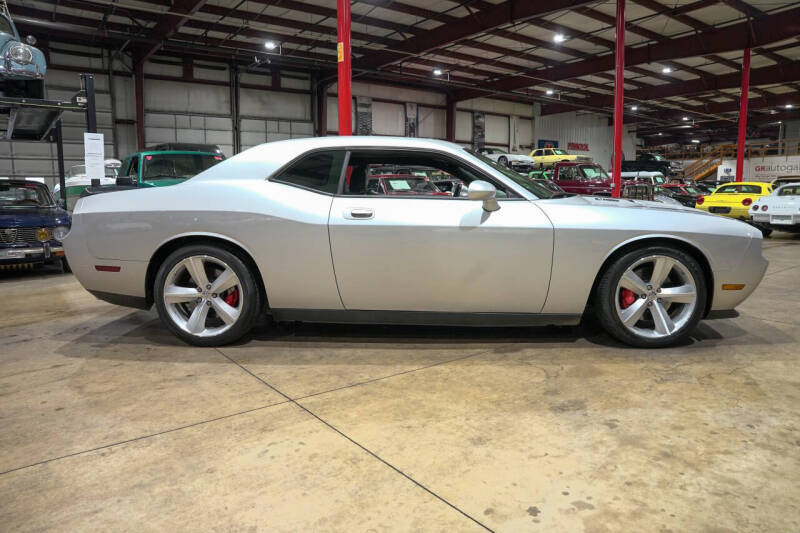 2009 Dodge Challenger SRT8