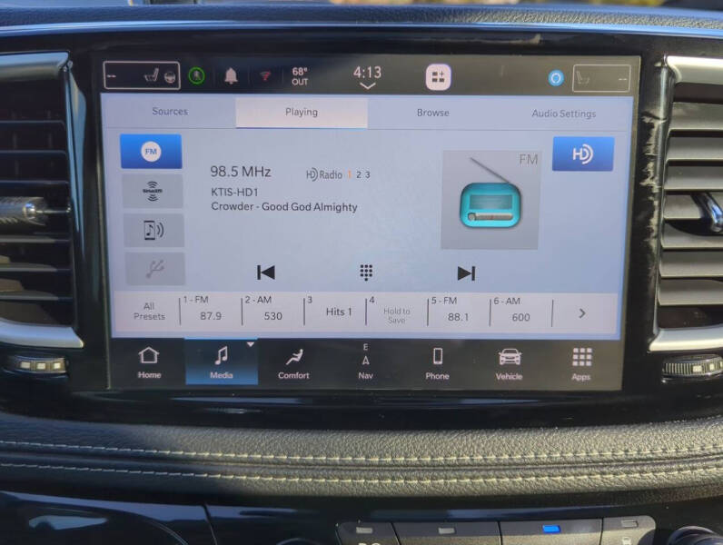 2023 Chrysler Pacifica Plug-In Hybrid Limited