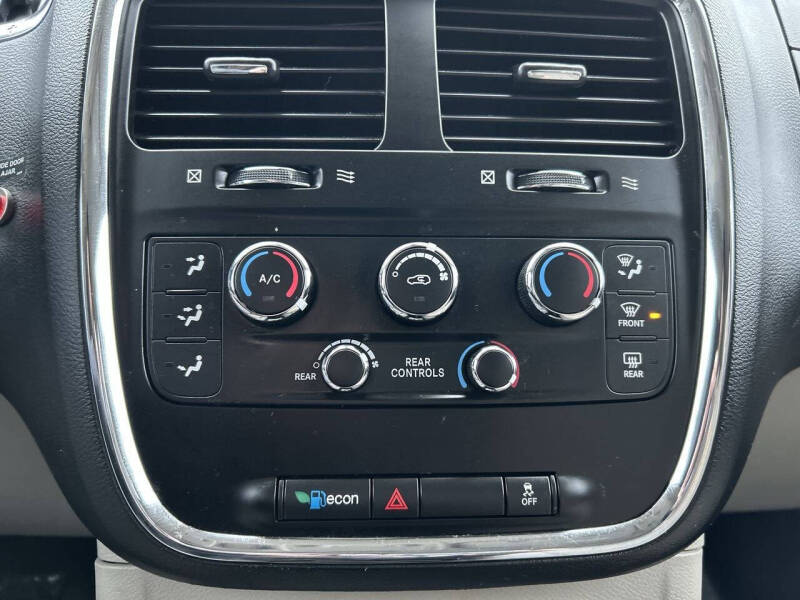 2019 Dodge Grand Caravan SE