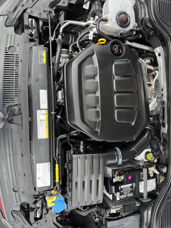 2024 Volkswagen Golf GTI SE
