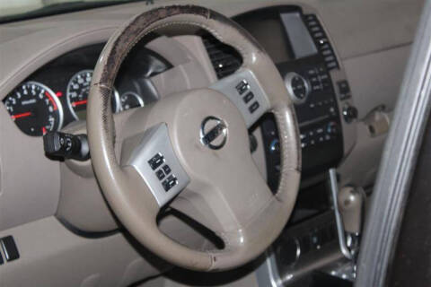 2011 Nissan Pathfinder SV