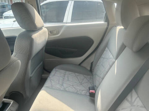 2011 Ford Fiesta SE