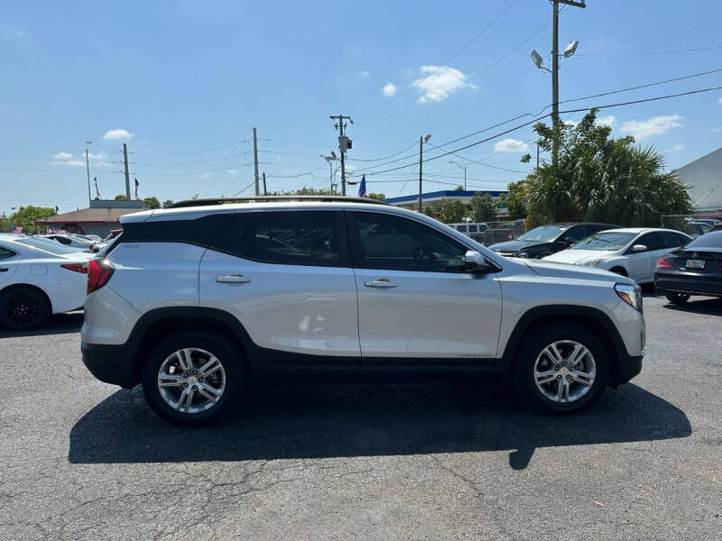 2021 GMC Terrain SLE