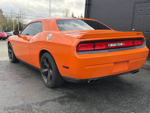 2012 Dodge Challenger SRT8 392