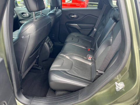 2021 Jeep Cherokee Latitude Lux