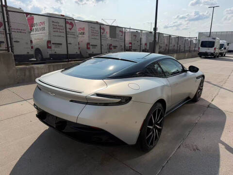 2018 Aston Martin DB11 V12
