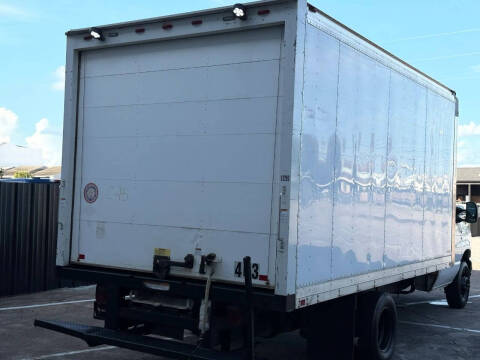 2016 Ford E-Series E-350 SD