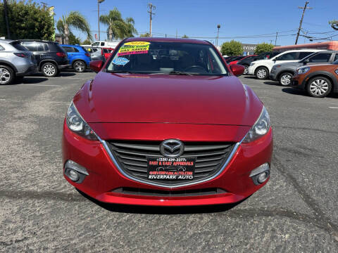 2016 Mazda MAZDA3 i Touring