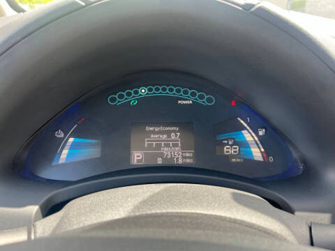 2017 Nissan LEAF SL