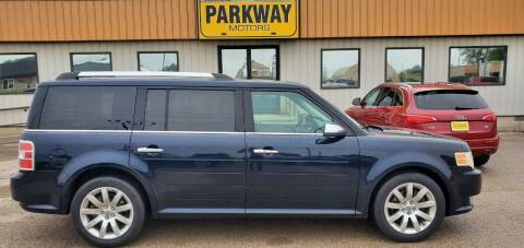 2009 Ford Flex for sale at Parkway Motors in Springfield IL
